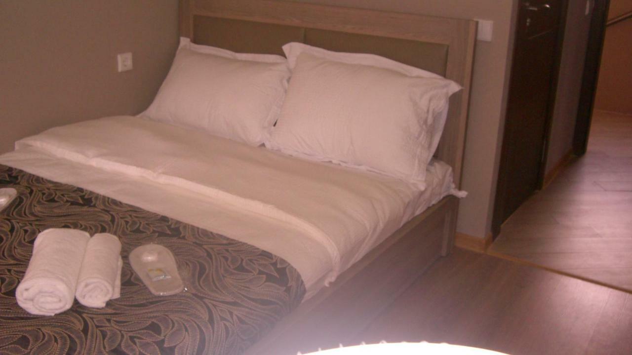 New Hotel Tbilisi Bagian luar foto